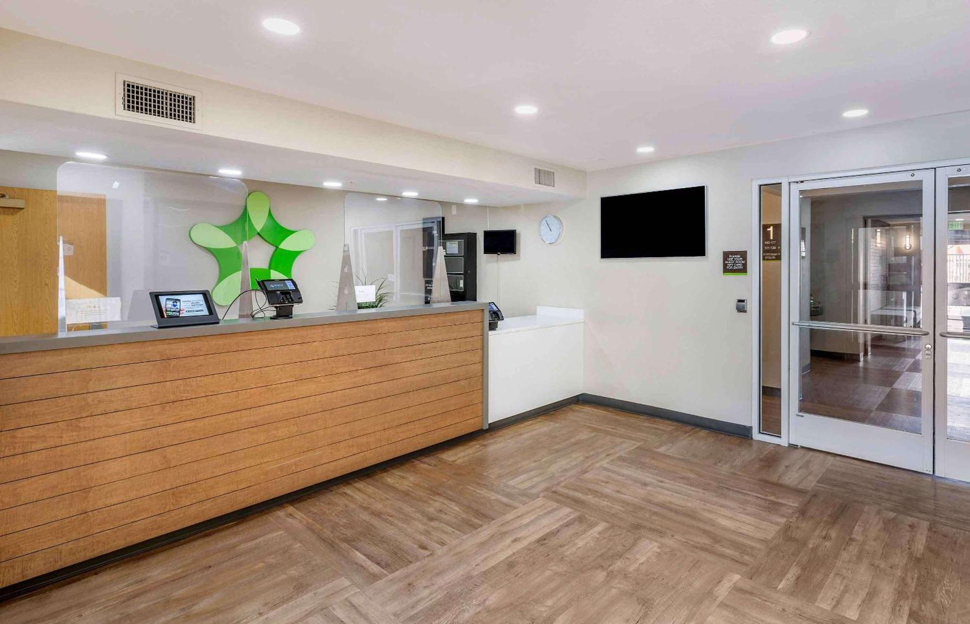 เอ็กซ์เทนด์ สเตย์ อเมริกา ซานโฮเซ-แอร์พอร์ต Hotel ภายนอก รูปภาพ
